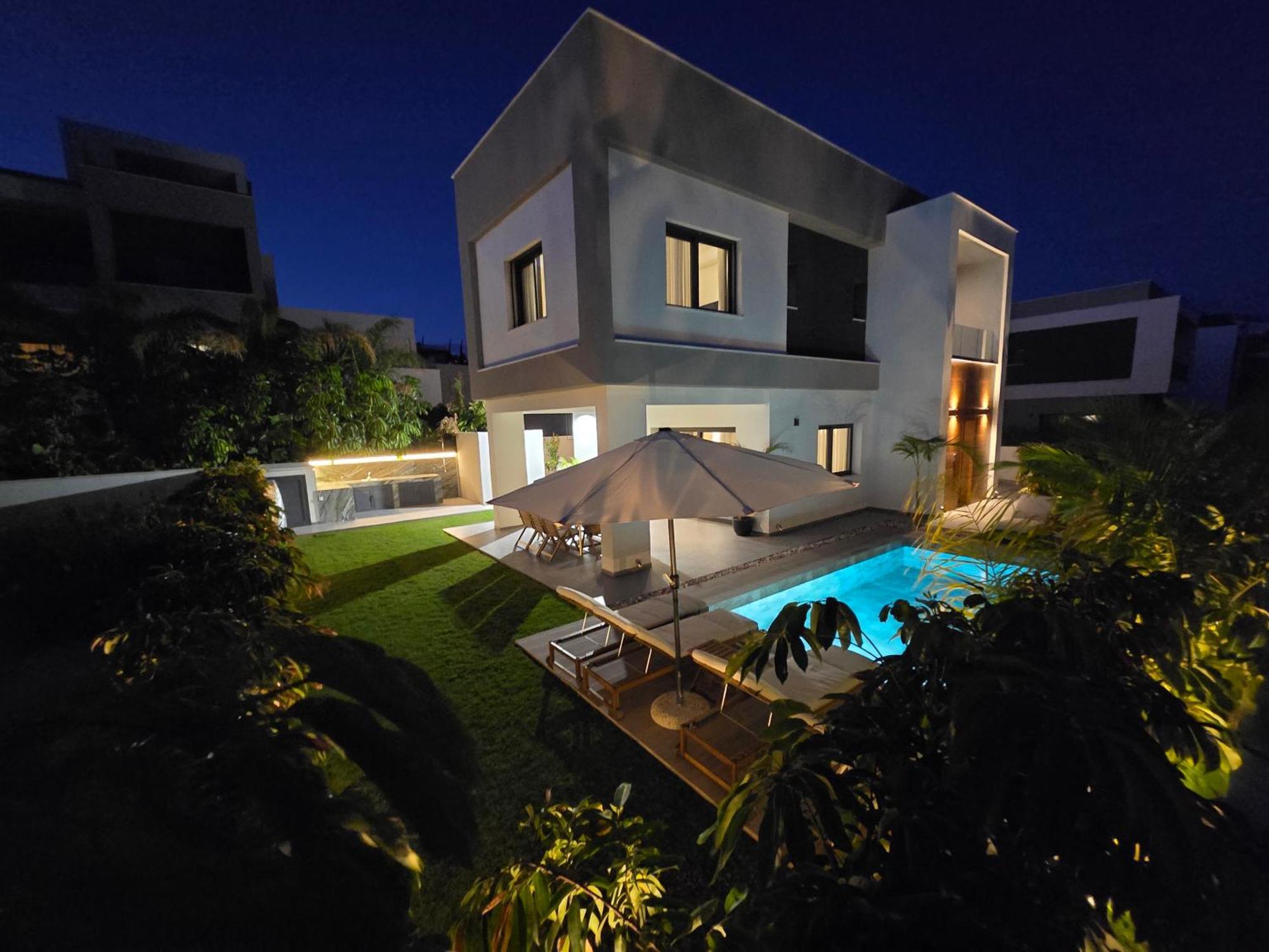 Tg New Luxury Private - Heated Salty Swimming Pool, Outdoor Jacuzzi, Sauna, Exotic Garden